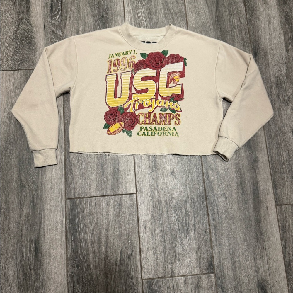 USC Trojans Graphic Women's Sweater - Cream